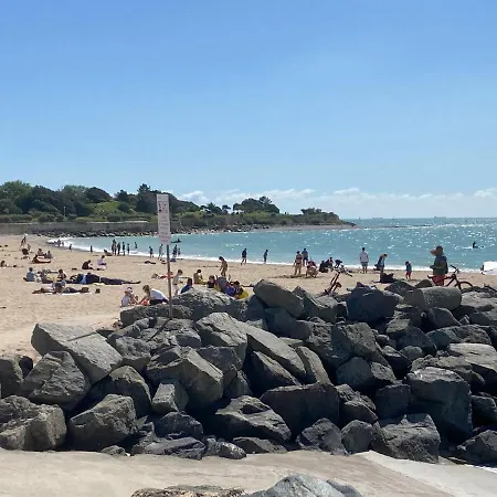Ботель Location Un Petit Voilier